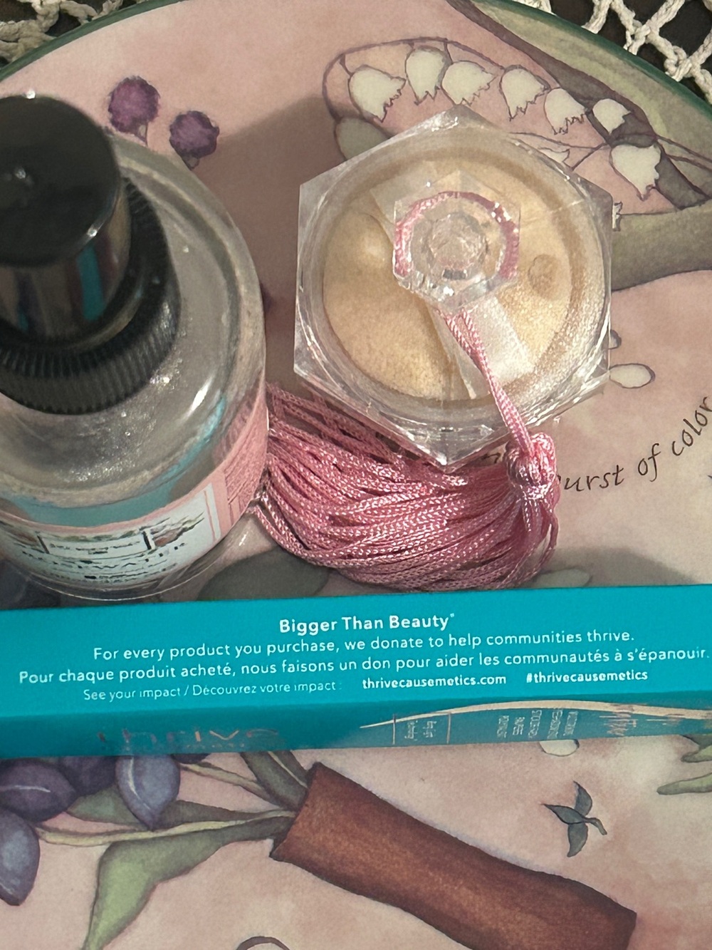 THRIVE CAUSEMETICS BRILLIANT EYE BRIGHTENER EYE SHADOW STICK - Picture 3 of 5